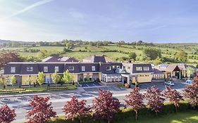 Devon Inn Hotel